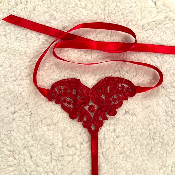 Red open cup chemise with garters Dreamgirl OS - Picture 4 of 7